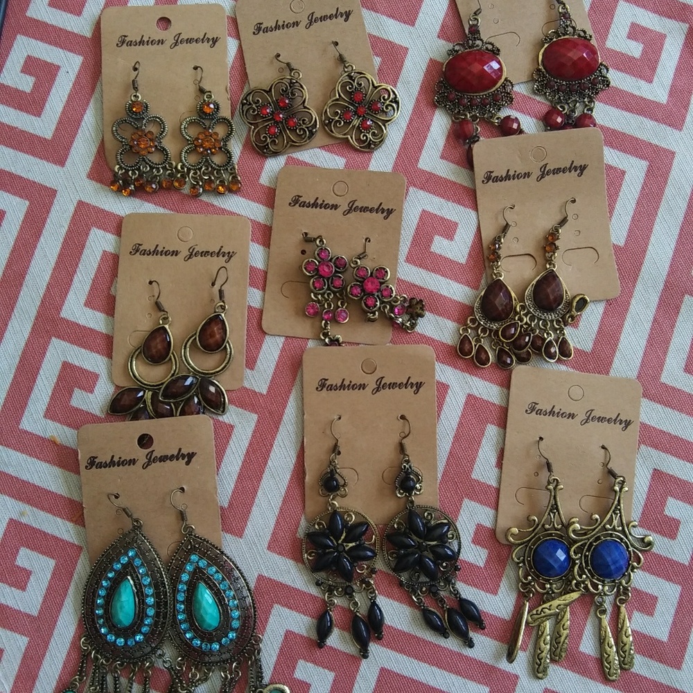 Fashion Dress Up Dangle Earrings